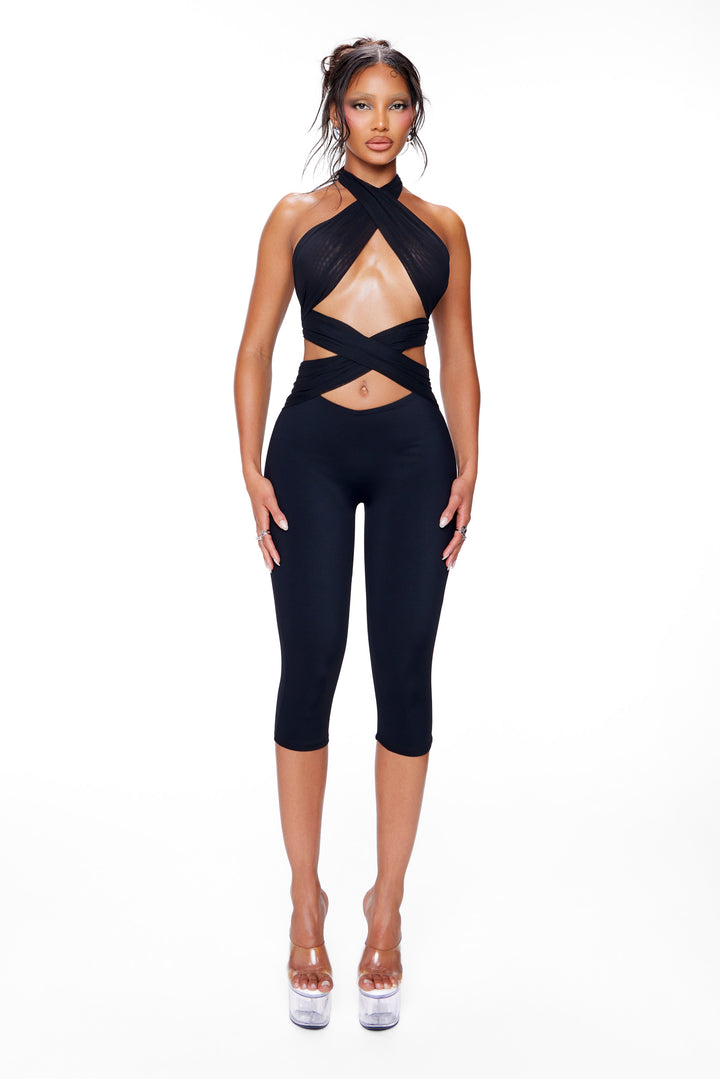 Carmen Wrap Capri — Black